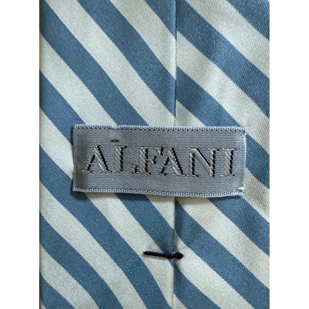 Vintage Alfani Tie Necktie Blue Striped Hand Sewn Silk Made‎ In USA